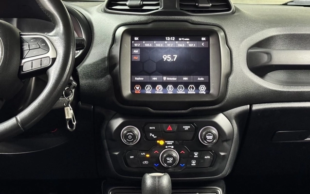 imagem-https://www.socarrao.com.br/sc-vehicle-images-prod/1036767/1777407995127-4_015146.jpg
