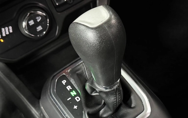 imagem-https://www.socarrao.com.br/sc-vehicle-images-prod/1036767/1777407995127-7_015146.jpg
