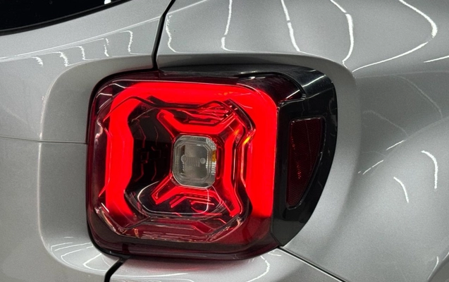 imagem-https://www.socarrao.com.br/sc-vehicle-images-prod/1036767/1777407995131-5_015146.jpg