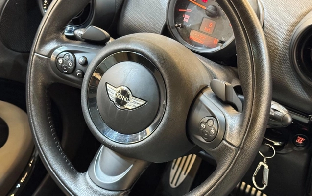 imagem-https://www.socarrao.com.br/sc-vehicle-images-prod/1036781/1777408324529-15_053534.jpg