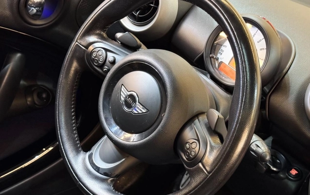 imagem-https://www.socarrao.com.br/sc-vehicle-images-prod/1036782/1777408356998-13_035929.jpg