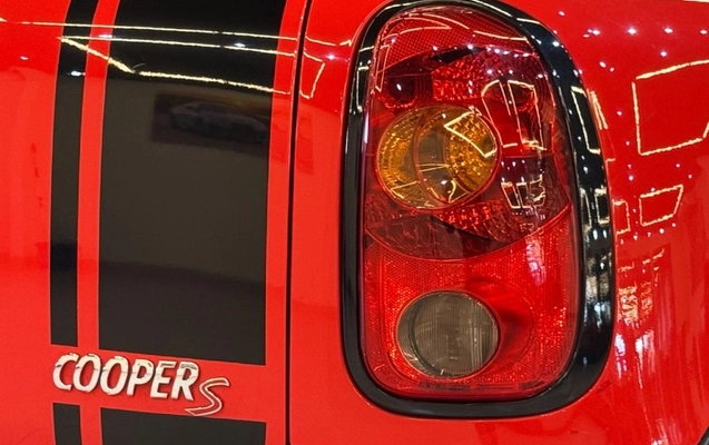 imagem-https://www.socarrao.com.br/sc-vehicle-images-prod/1036782/1777408357008-4_035929.jpg
