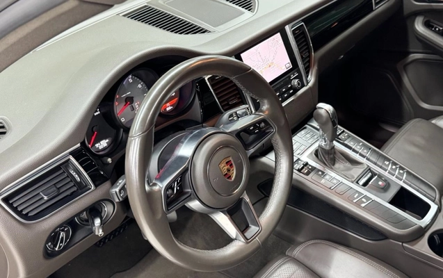 imagem-https://www.socarrao.com.br/sc-vehicle-images-prod/1036824/1777409038304-3_052441.jpg