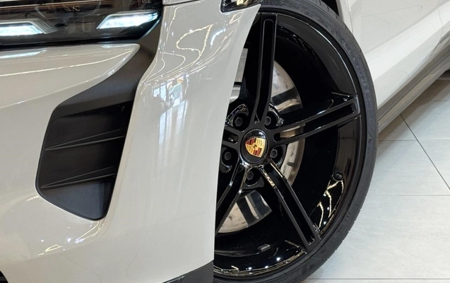 imagem-https://www.socarrao.com.br/sc-vehicle-images-prod/1036826/1777409065876-4_092658.jpg