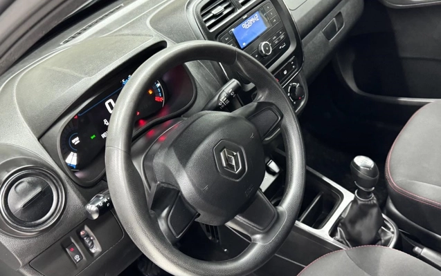 imagem-https://www.socarrao.com.br/sc-vehicle-images-prod/1036836/1777409274088-12_040855.jpg