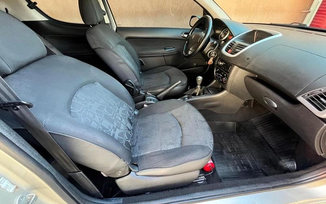 imagem-https://www.socarrao.com.br/sc-vehicle-images-prod/1036862/1778268092016-8011900_8_B_dd42321c5d.jpeg