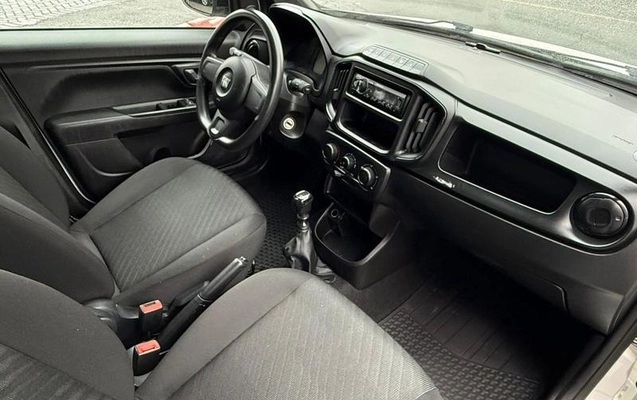 imagem-https://www.socarrao.com.br/sc-vehicle-images-prod/1036904/1792671609391-8038254_13_B_0040ad1ba9.jpeg