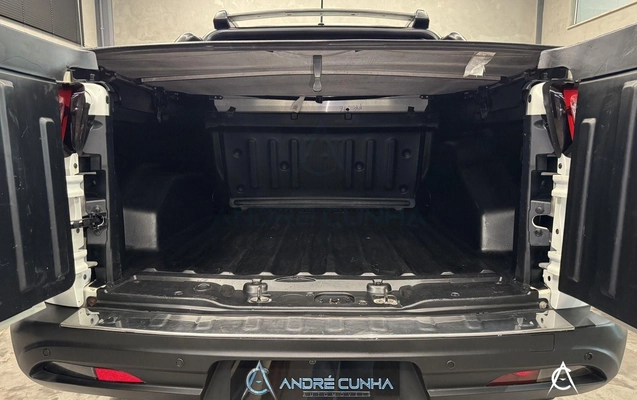 imagem-https://www.socarrao.com.br/sc-vehicle-images-prod/1037577/1789731957639-32c002e70d6e4719aeb3b5fb5f6cba59_1777463137170.jpeg