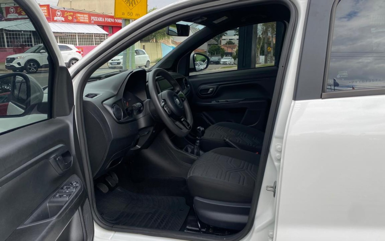 imagem-https://www.socarrao.com.br/sc-vehicle-images-prod/1037636/1777465036433-MTMuanBlZw.jpeg
