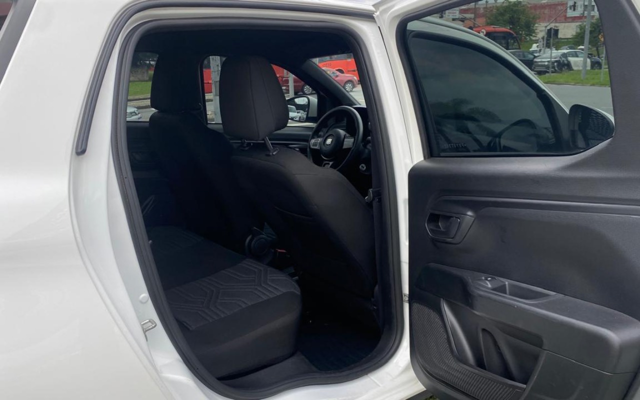 imagem-https://www.socarrao.com.br/sc-vehicle-images-prod/1037636/1777465036834-MTcuanBlZw.jpeg