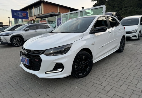 Chevrolet Onix 2024 Branco — foto 1 de 3