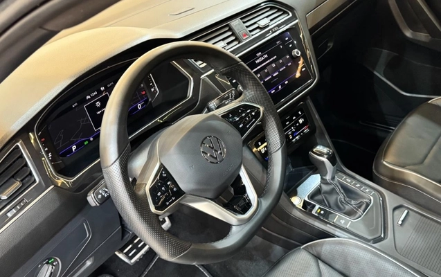 imagem-https://www.socarrao.com.br/sc-vehicle-images-prod/1037736/1777467583583-20_110851.jpg