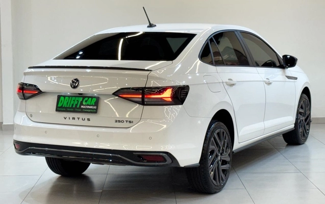 imagem-https://www.socarrao.com.br/sc-vehicle-images-prod/1037746/1777467714225-9_050744.jpg