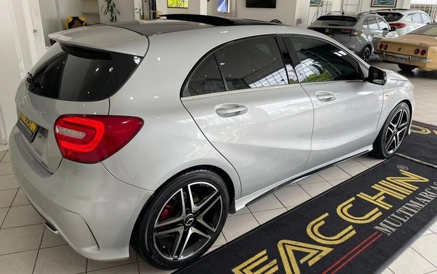 imagem-https://www.socarrao.com.br/sc-vehicle-images-prod/1037780/1791551782127-7216656_22_B_cc5deeb3b9.jpeg
