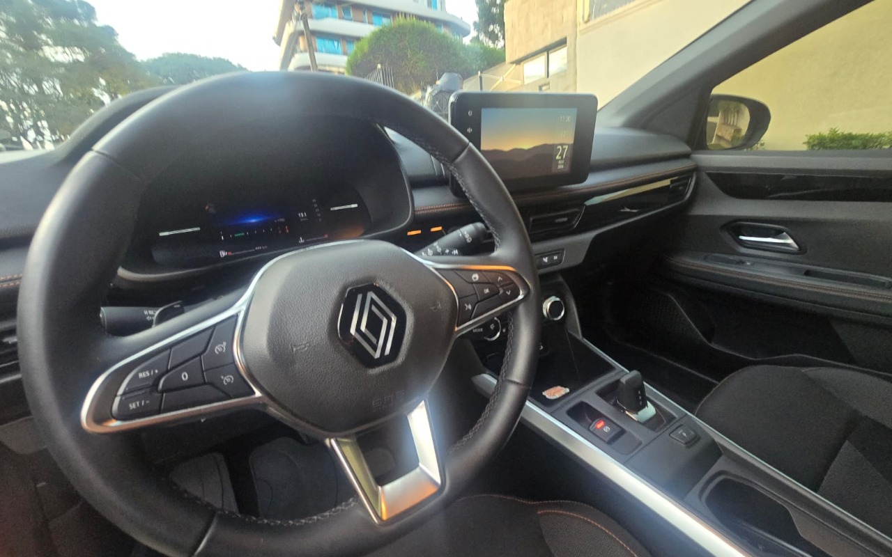imagem-https://www.socarrao.com.br/sc-vehicle-images-prod/1037877/1777470845803-V2hhdHNBcHAgSW1hZ2UgMjAyNi0wNC0yOSBhdCAxMC41MS4zNCAoMykuanBlZw.jpeg