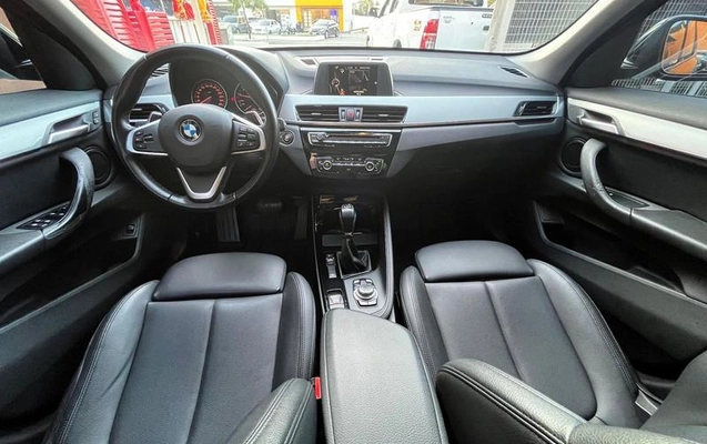 imagem-https://www.socarrao.com.br/sc-vehicle-images-prod/1037891/1778330229960-7906600_12_B_8ed78722cf.jpeg