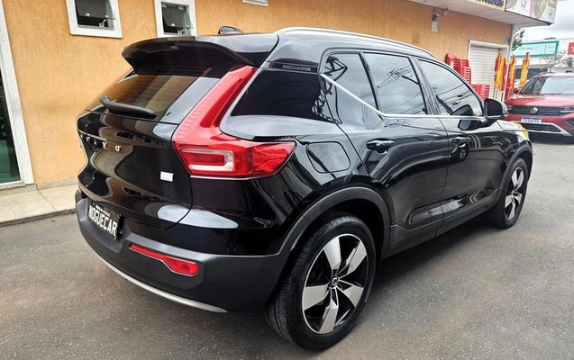 imagem-https://www.socarrao.com.br/sc-vehicle-images-prod/1037892/1777470754340-7476250_10_B_39ba57838c.jpeg