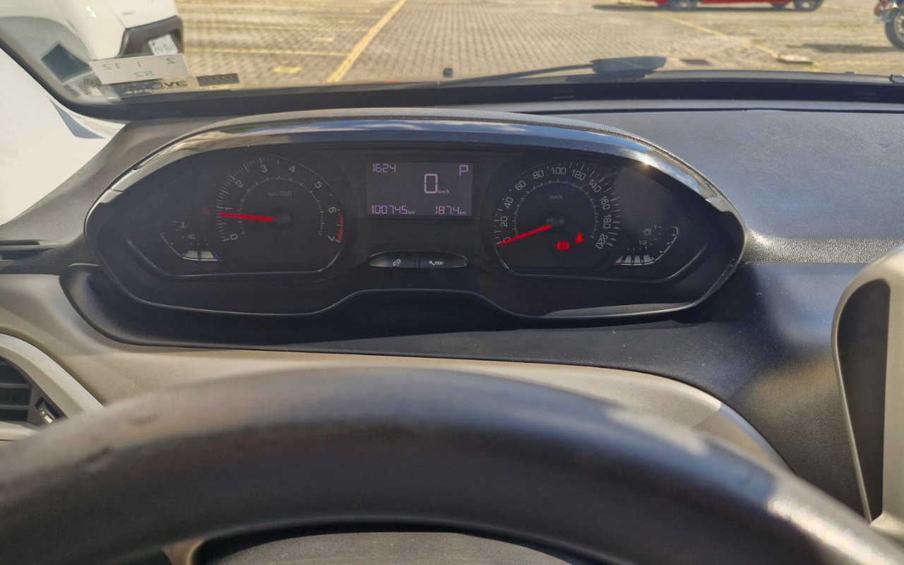 imagem-https://www.socarrao.com.br/sc-vehicle-images-prod/1037996/1777474785735-My5qcGVn.jpeg