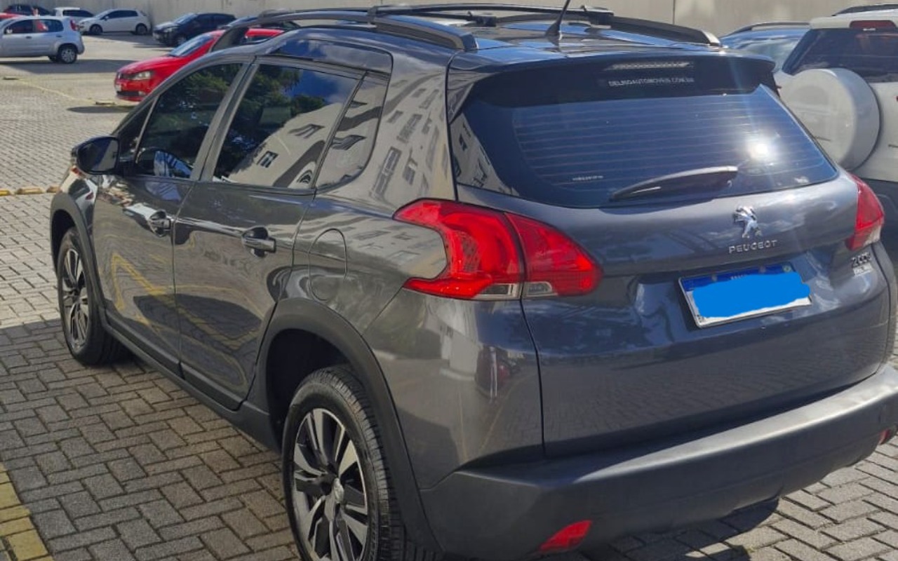 imagem-https://www.socarrao.com.br/sc-vehicle-images-prod/1037996/1777474786736-Ny5qcGVn.jpeg