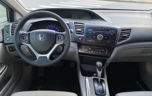 imagem-https://www.socarrao.com.br/sc-vehicle-images-prod/1038027/1777474656865-MTIuanBn.jpg