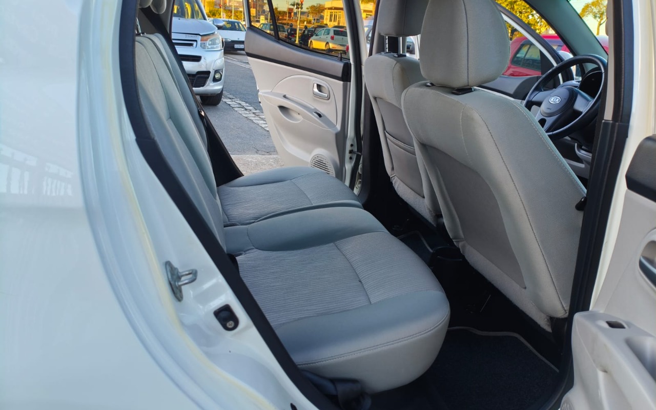 imagem-https://www.socarrao.com.br/sc-vehicle-images-prod/1038106/1781727774618-V2hhdHNBcHAgSW1hZ2UgMjAyNi0wNi0xNyBhdCAxNy4wMC40MCAoMTMpLmpwZWc.jpeg