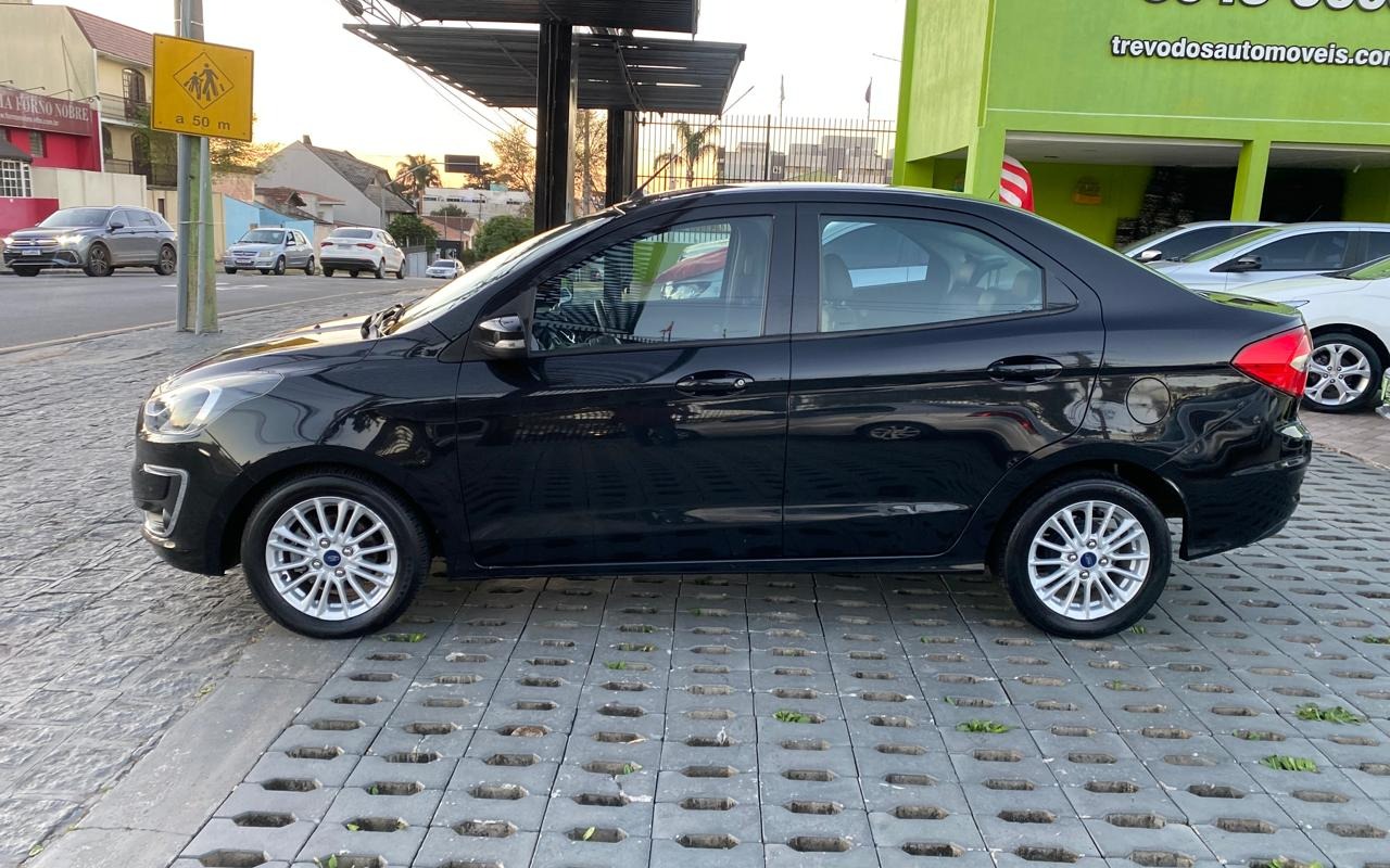 imagem-https://www.socarrao.com.br/sc-vehicle-images-prod/1038379/1777481424710-NC5qcGVn.jpeg