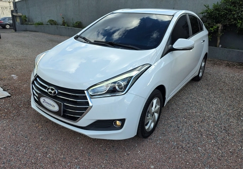 Hyundai HB20S 2017 Branco — foto 1 de 3