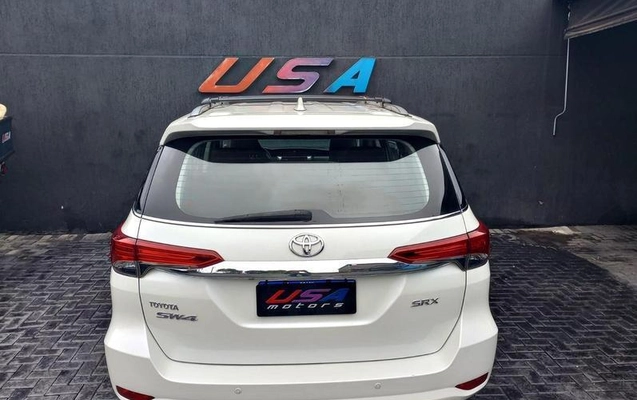 imagem-https://www.socarrao.com.br/sc-vehicle-images-prod/1039279/1788456122988-8040380_6_B_8bdabbfa92.jpeg