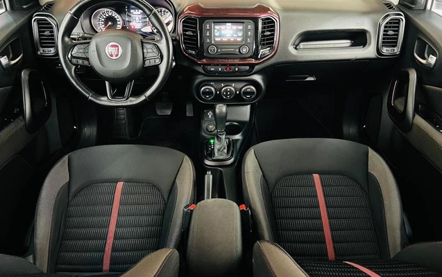 imagem-https://www.socarrao.com.br/sc-vehicle-images-prod/1039695/1787330549771-8040718_11_B_92bc94e17e.jpeg