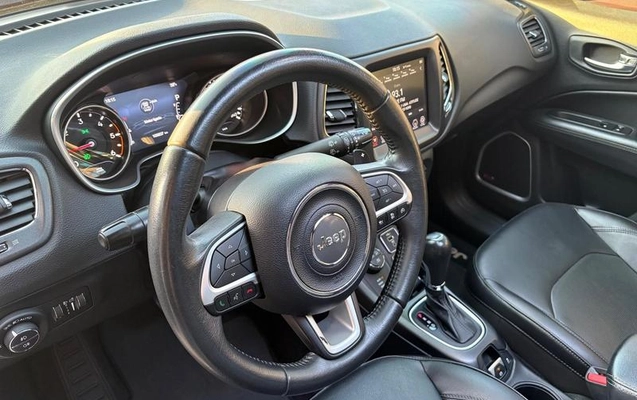 imagem-https://www.socarrao.com.br/sc-vehicle-images-prod/1039788/1789422162625-7866373_8_B_0d147ee2a8.jpeg