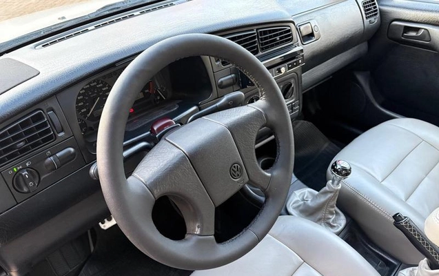 imagem-https://www.socarrao.com.br/sc-vehicle-images-prod/1039807/1787346953890-7421801_9_B_a1890afaa6.jpeg