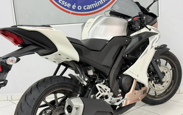 imagem-https://www.socarrao.com.br/sc-vehicle-images-prod/1039968/1777486951444-V2hhdHNBcHAgSW1hZ2UgMjAyNi0wNC0xMCBhdCAwOS4yMS4zNSAoMSkuanBlZw.jpeg