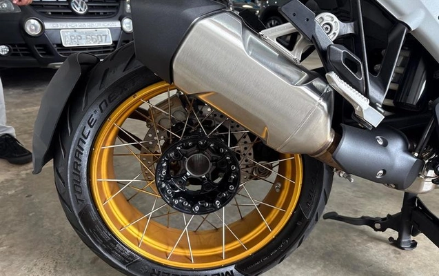 imagem-https://www.socarrao.com.br/sc-vehicle-images-prod/1040040/1782482883486-7947469_12_B_c8114a14f1.jpeg
