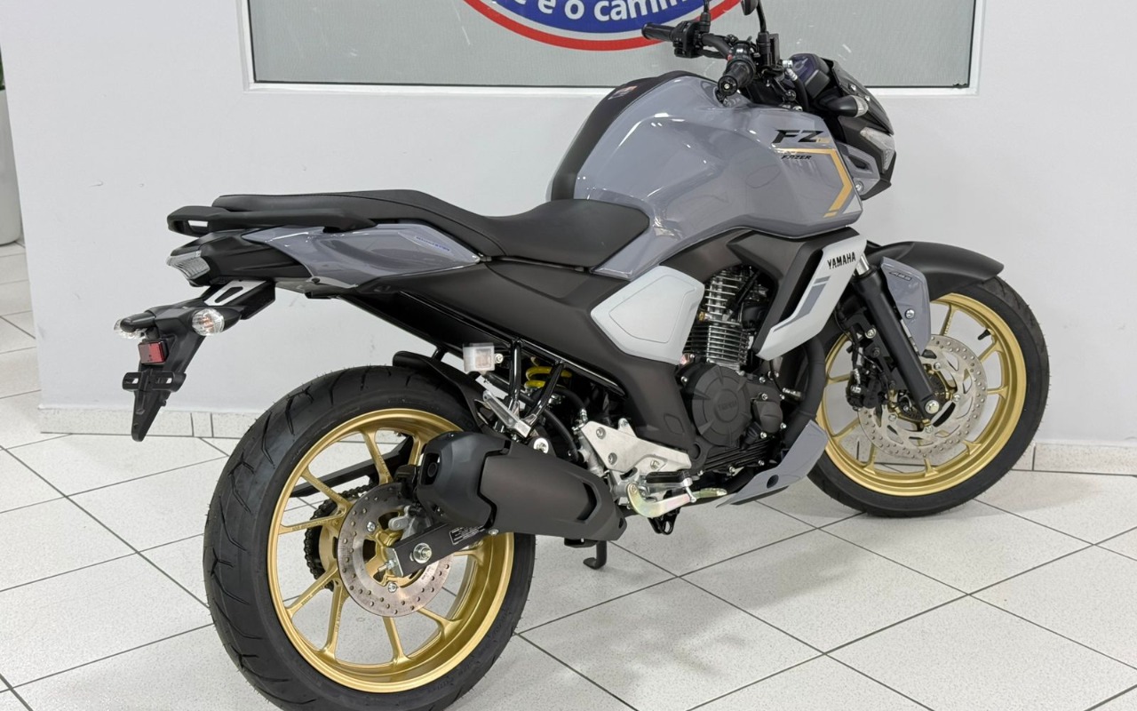 imagem-https://www.socarrao.com.br/sc-vehicle-images-prod/1040301/1777487116524-V2hhdHNBcHAgSW1hZ2UgMjAyNi0wNC0wNiBhdCAxMC4yMC4zNS5qcGVn.jpeg