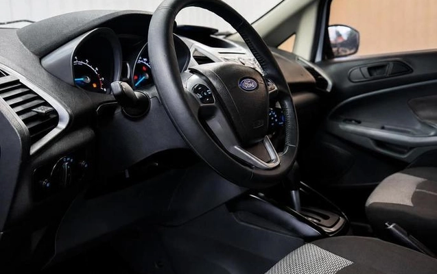 imagem-https://www.socarrao.com.br/sc-vehicle-images-prod/1040384/1784663267662-8028583_10_B_4e2f55770b.jpeg