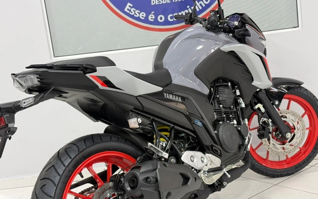 imagem-https://www.socarrao.com.br/sc-vehicle-images-prod/1040389/1777487340165-V2hhdHNBcHAgSW1hZ2UgMjAyNi0wNC0wNiBhdCAxMC4wOS4yOS5qcGVn.jpeg