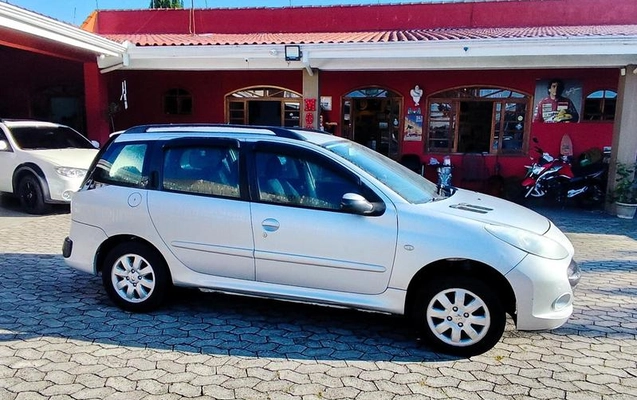 imagem-https://www.socarrao.com.br/sc-vehicle-images-prod/1042739/1787322741953-7258508_6_B_89a5f172c0.jpeg