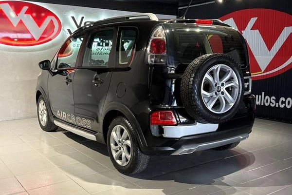 imagem-https://www.socarrao.com.br/sc-vehicle-images-prod/1043681/1784052737977-7702478_1_B_95f139068e.jpeg