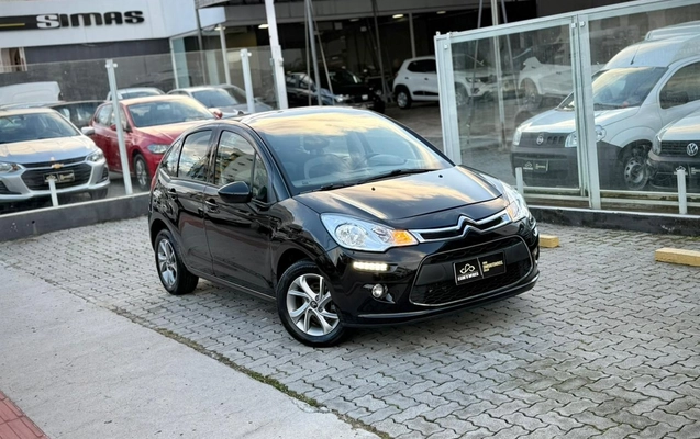 imagem-https://www.socarrao.com.br/sc-vehicle-images-prod/1043759/1777492217363-93d81c0b-f497-4efc-8f34-2c60068b4b72.jpg