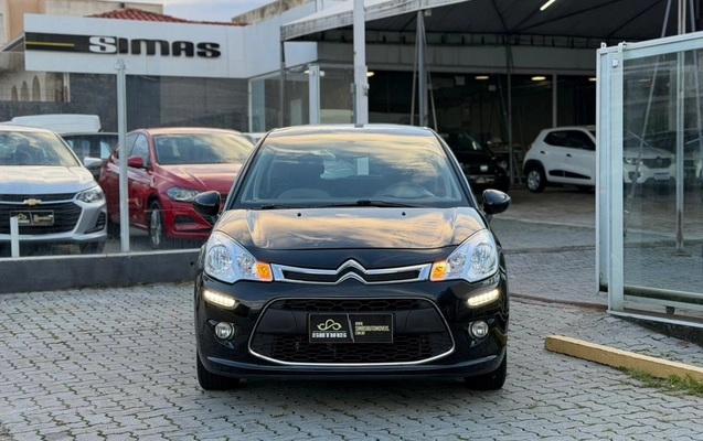 imagem-https://www.socarrao.com.br/sc-vehicle-images-prod/1043759/1777492217366-0298510a-a01e-4465-9567-2172d1db1adc.jpg