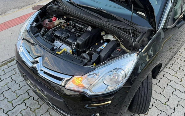 imagem-https://www.socarrao.com.br/sc-vehicle-images-prod/1043759/1777492217380-161aff78-c16f-4299-bf31-8c3197126a85.jpg