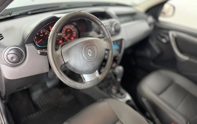 imagem-https://www.socarrao.com.br/sc-vehicle-images-prod/1043882/1788466104832-8036576_9_B_fb7d2c89bf.jpeg