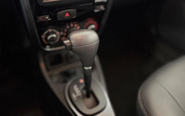 imagem-https://www.socarrao.com.br/sc-vehicle-images-prod/1043882/1788466104852-8036576_16_B_e83ca10656.jpeg
