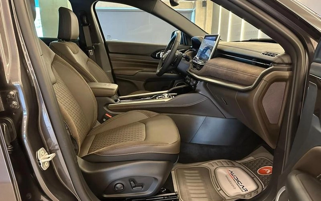 imagem-https://www.socarrao.com.br/sc-vehicle-images-prod/1044520/1792092396260-8022449_16_B_eb8be1a806.jpeg