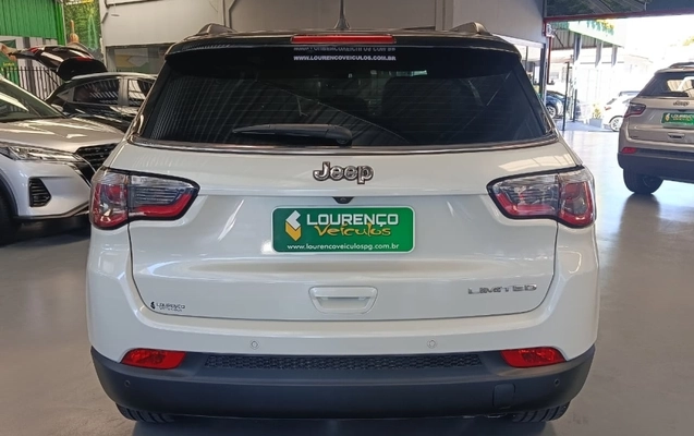 imagem-https://www.socarrao.com.br/sc-vehicle-images-prod/1046917/1789843316593-5v8Vcc3jVK3iTw0QpEWkxRPBzx3paQOs.jpg