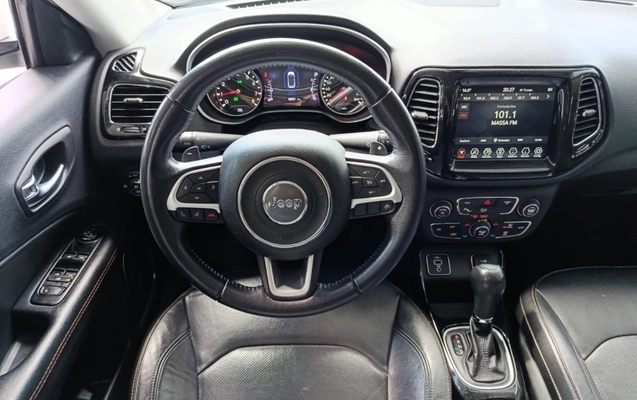 imagem-https://www.socarrao.com.br/sc-vehicle-images-prod/1046917/1789843316603-hFggJwQCAqOYmWRzS8cTINKCLHzdCw4s.jpg
