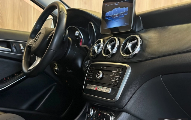 imagem-https://www.socarrao.com.br/sc-vehicle-images-prod/1061259/1781121984639-003_c53197b334f5a7bb6a2a441269457c58.jpeg