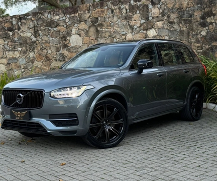 Volvo XC90 2018 Cinza — foto 1 de 3