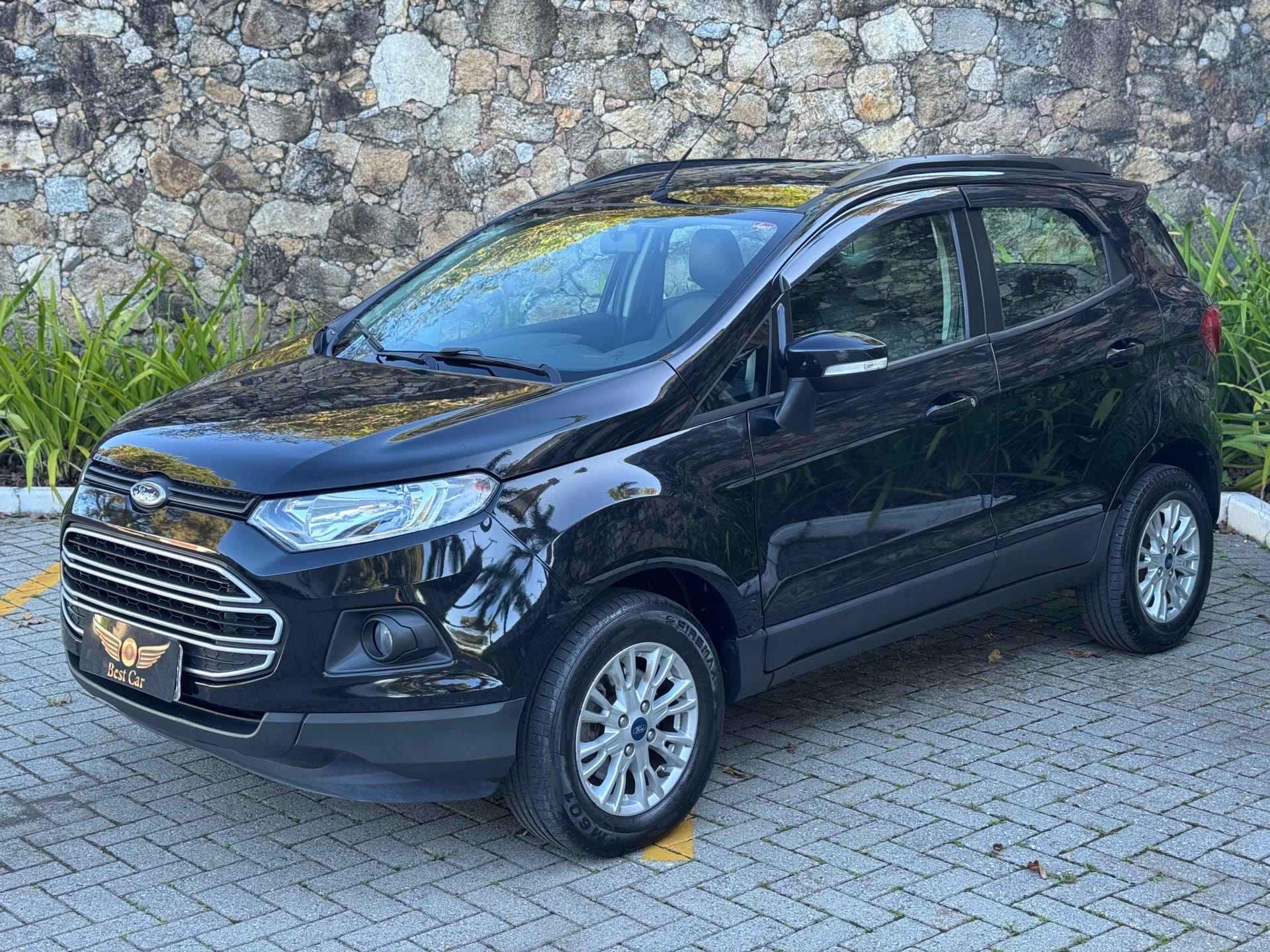Ford EcoSport 2017 Preto — foto 1 de 3