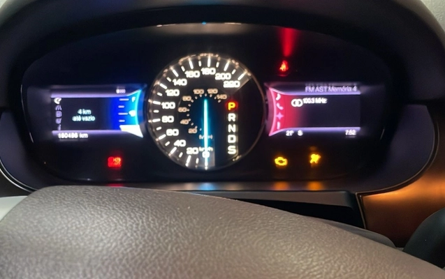 imagem-https://www.socarrao.com.br/sc-vehicle-images-prod/1066120/1777546259112-UGFpbmVsLmpwZw.jpg